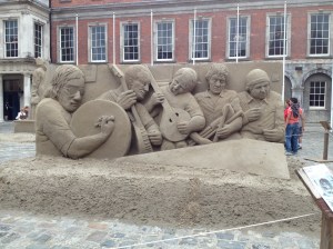 Sand sculptors near Dublin Castle